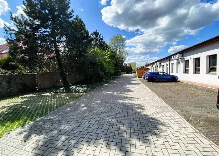 Garden Hotel Oleśnica